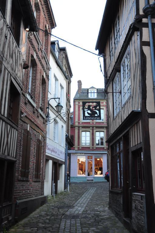 Chambres Chez L'Habitant Capucine Honfleur Exterior photo