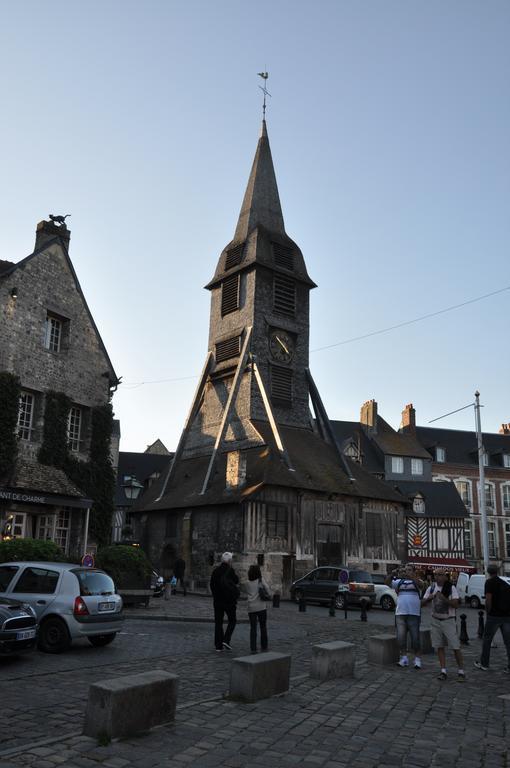 Chambres Chez L'Habitant Capucine Honfleur Exterior photo