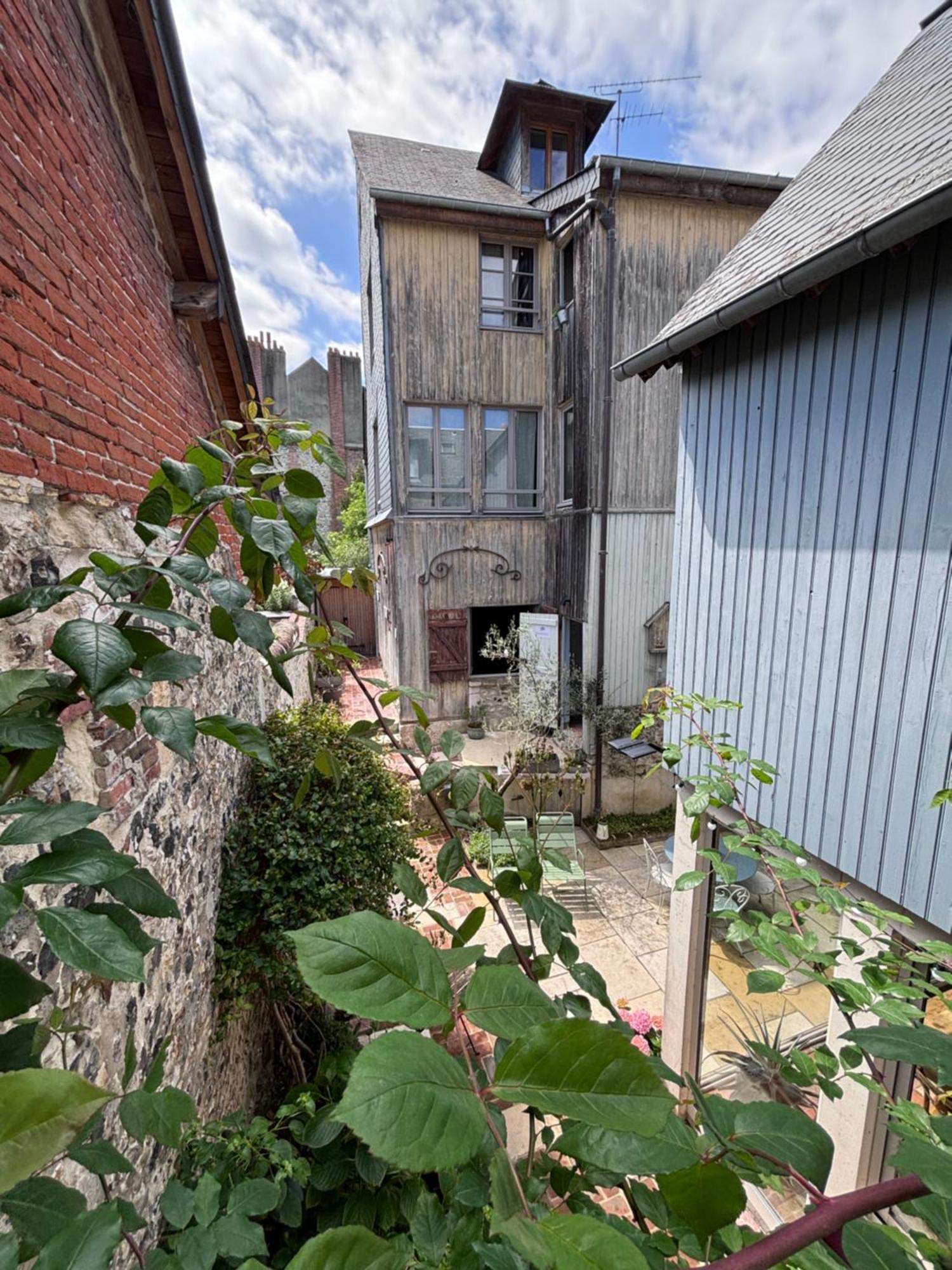 Chambres Chez L'Habitant Capucine Honfleur Exterior photo